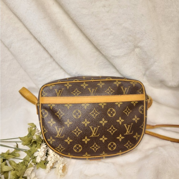 Authentic Louis Vuitton Jeune Fille MM crossbody shoulder bag - Picture 2 of 16